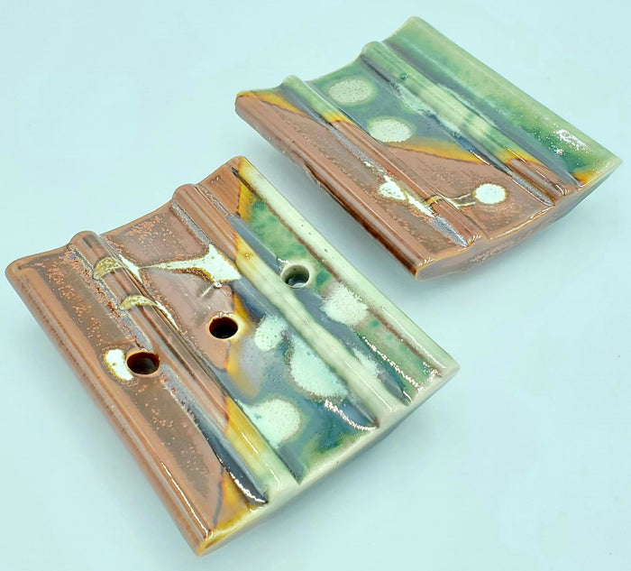 Liscom Hill Pottery - Redwood Soap Dish