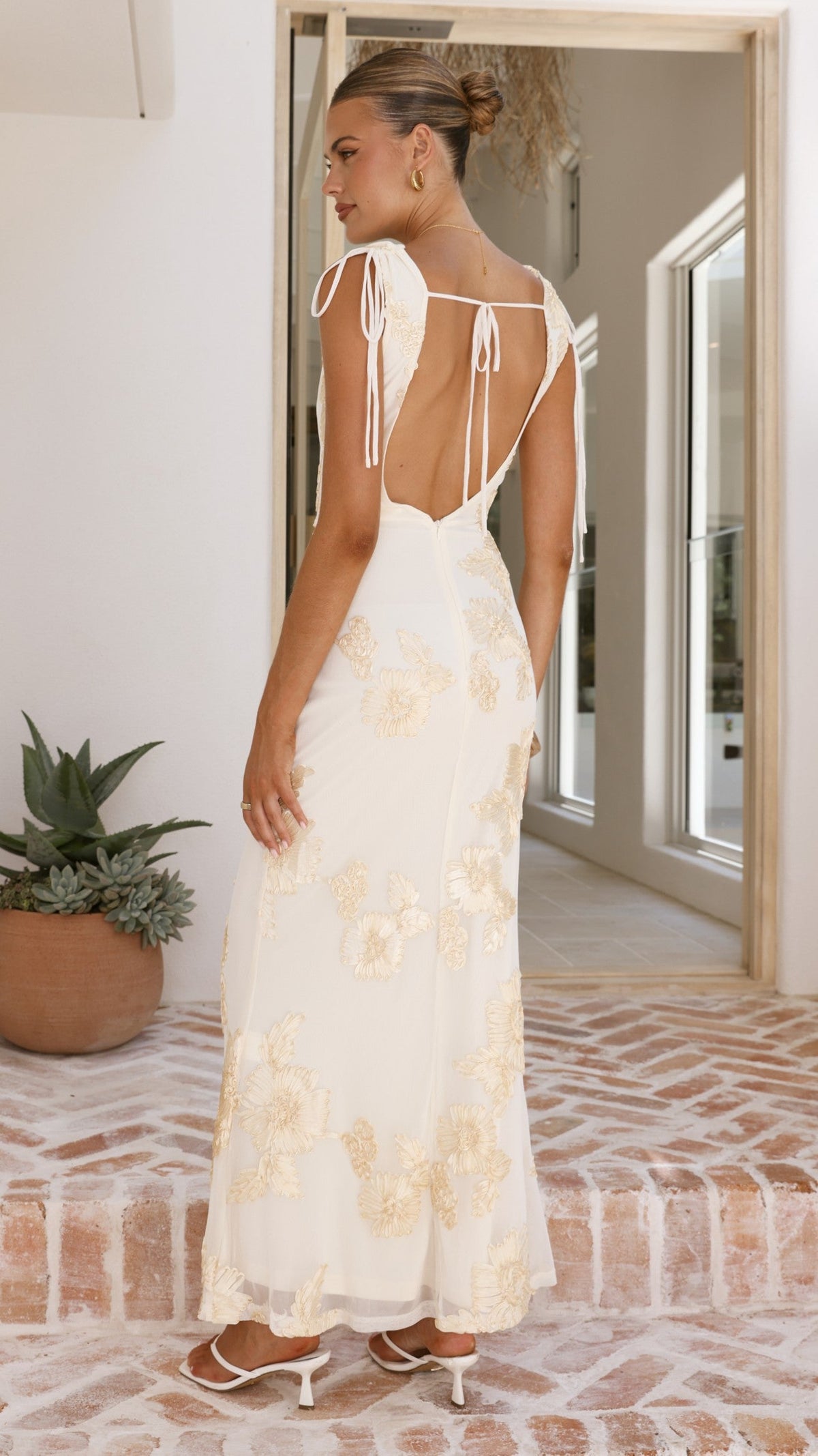 Nikova Maxi Dress - Yellow Embroidery