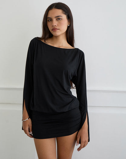 Sybe Cut Batwing Sleeve Mini Dress in Black