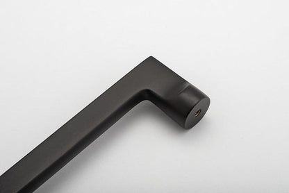 Baltimore Cabinet Pull Signature Brass