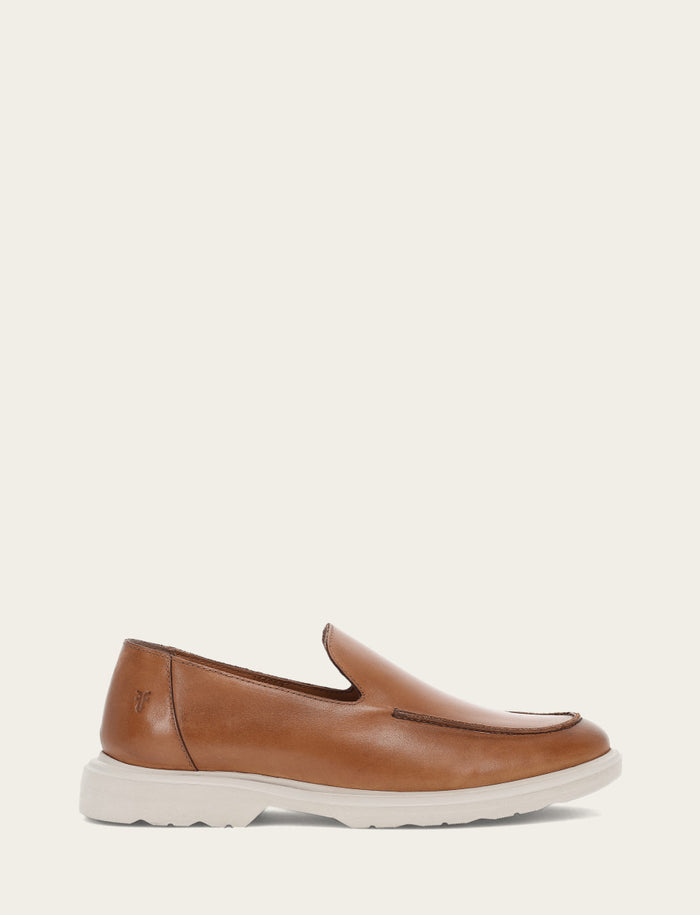 Connor Venetian - Saddle - Outside