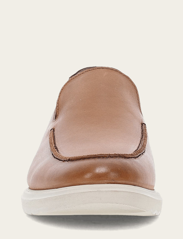 Connor Venetian - Saddle - Front