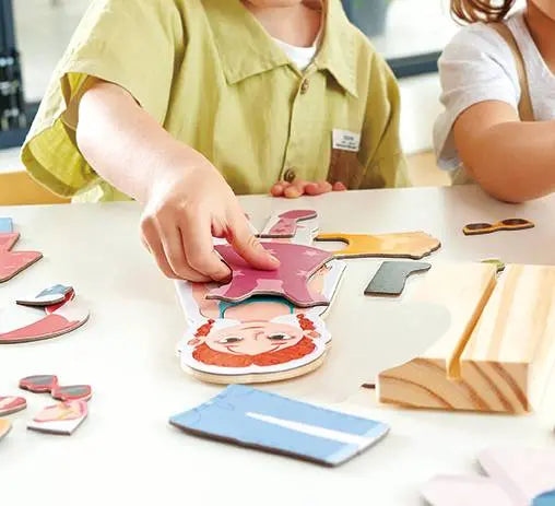Dress Up Magnetic Puzzle