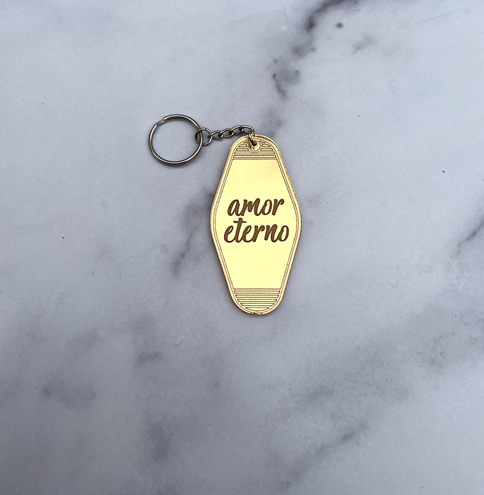 Gold Mirrored Amor Eterno Hotel Keychain