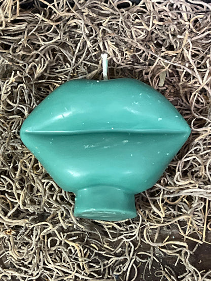 Lips Candle