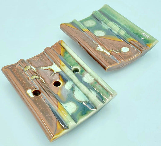 Liscom Hill Pottery - Redwood Soap Dish