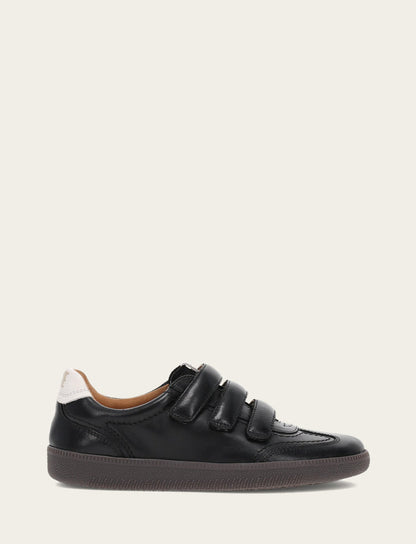 Milly 3 Strap - Black - Outside