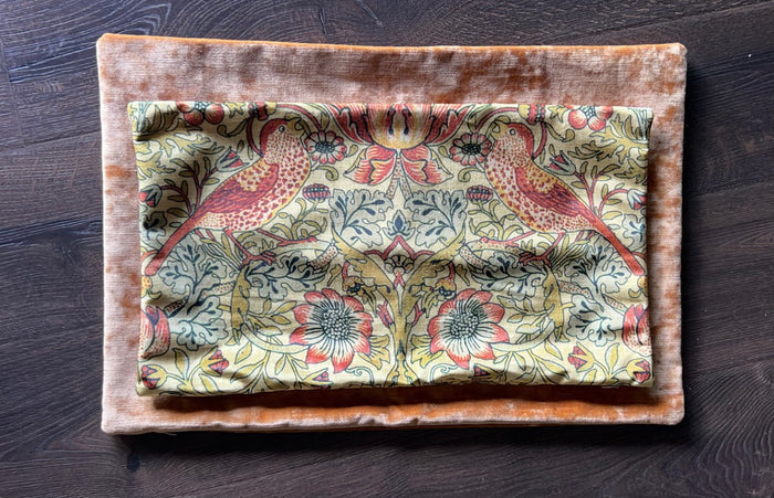 Sale: William Morris Velvet Pillow Covers / Lumbar Cover / Velvet Pillow Cover - Annabel Bleu