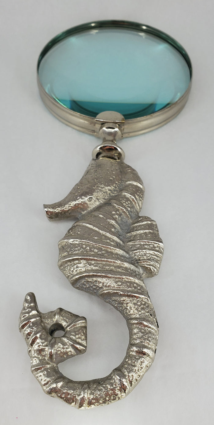 Seahorse Magnifier
