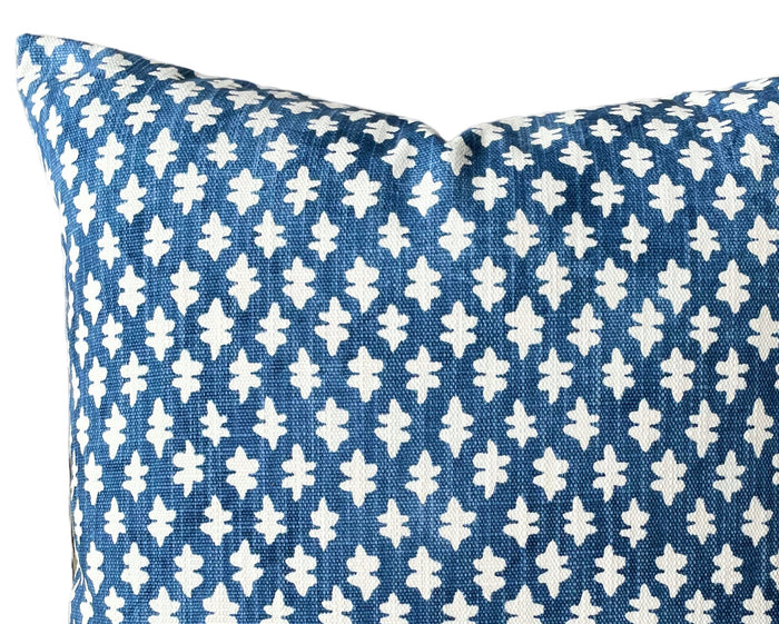 12x18 Lumbar / Anna Blue