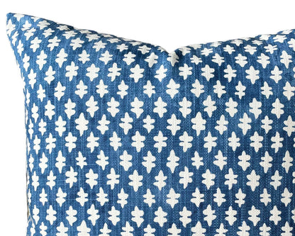 12x18 Lumbar / Anna Blue