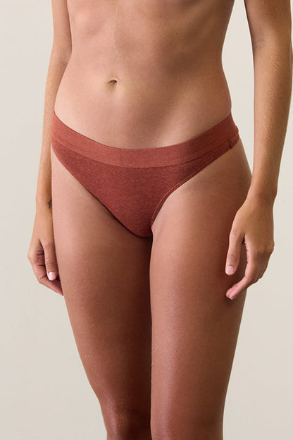 Thong in Organic Cotton Rib - Rust Stone.kin